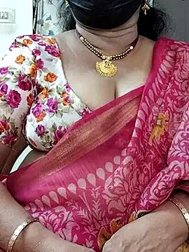 aarthika from StripChat