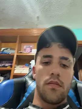 aavrdvh33 from StripChat