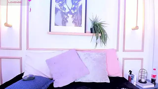 Abbie_thomson_ from StripChat is Freechat