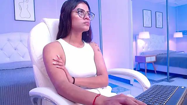abbiegh_ from StripChat