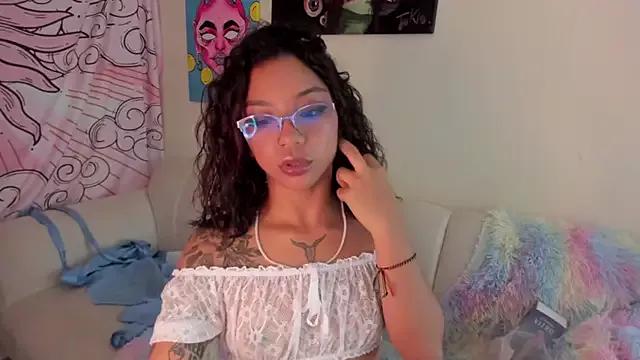 Abby_dove1 from StripChat