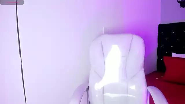 Abella_bunny from StripChat is Freechat