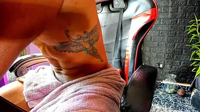 Adam_Valenciia from StripChat