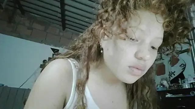 Adara_Harper from StripChat is Freechat