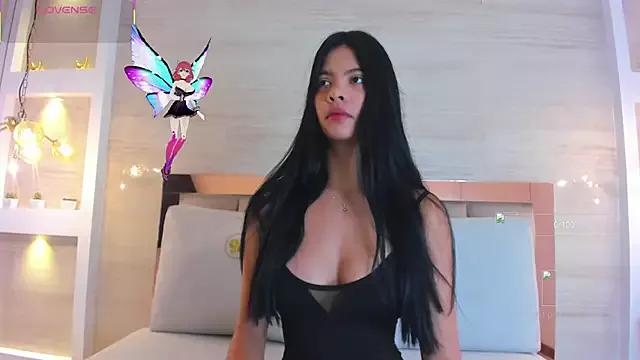 adara_scot from StripChat