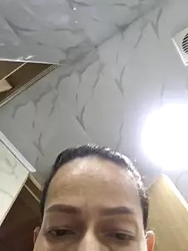 ADARAROUXXXX from StripChat