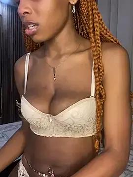 adaraSmiith from StripChat