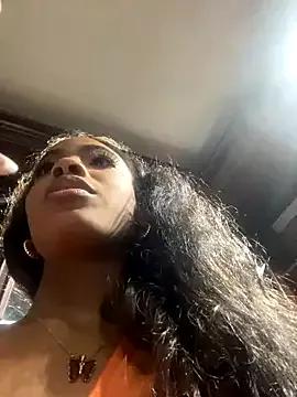 adaraSmiith from StripChat