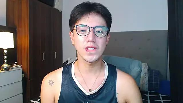 Addictiveboi from StripChat
