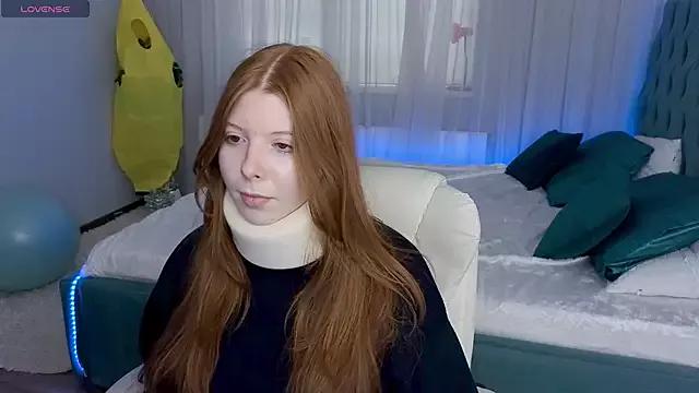 Discover our girls online shows and discover the company of countless livestreamers, with stunning shapes, sex toys and more.