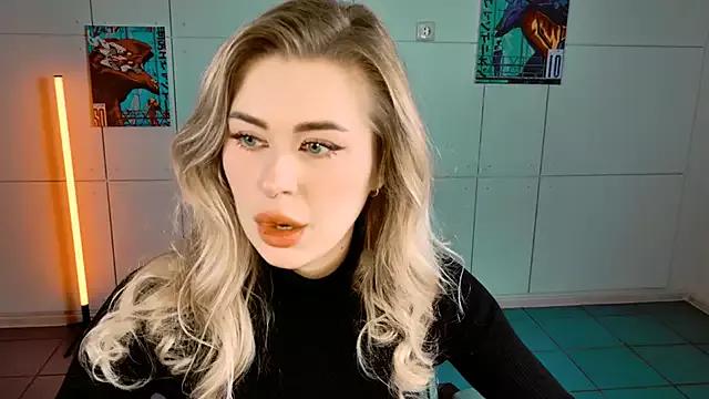 AdelLoyss webcams show profile image 