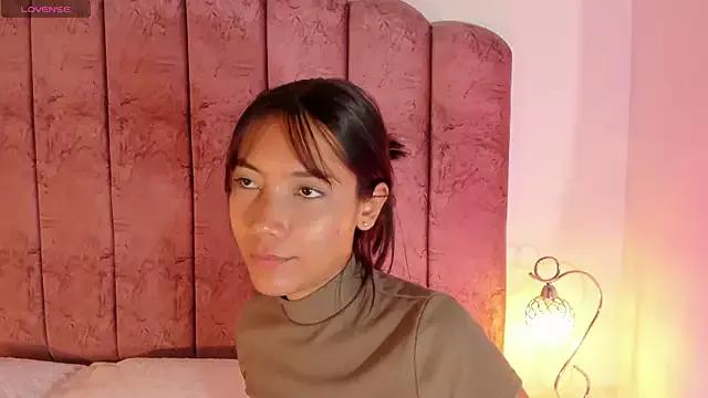 AdharaMancinii from StripChat