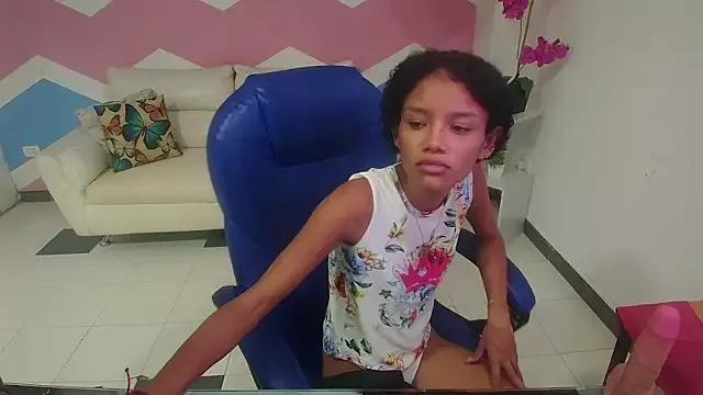 adisson_petite1 from StripChat is Freechat