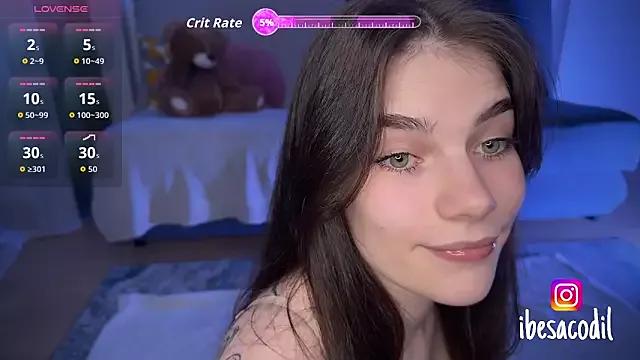 adriana_allien from StripChat is Freechat