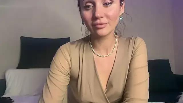 Affectionate_lady from StripChat