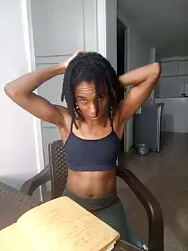 africa_deluxe from StripChat is Freechat