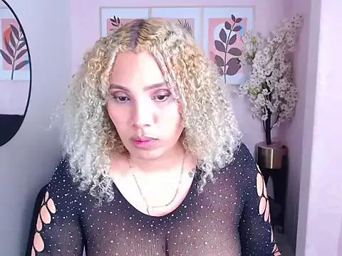 Photos of Afroditha_69 from StripChat is Freechat