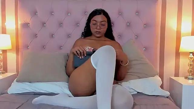 Agatha_Cossio webcams show profile image 