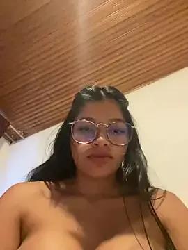 AgathaGeorgiou webcams show profile image 