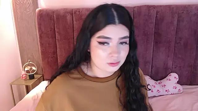 AgathaLynx from StripChat