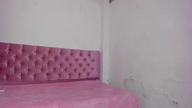 agressive_dick_ from StripChat is Freechat