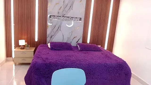 aixa_show from StripChat