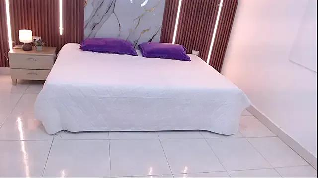 aixa_show from StripChat