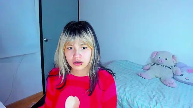 Akane-Mou from StripChat