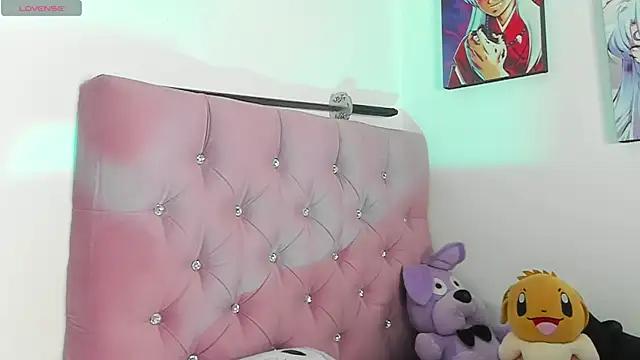 Akari1_Mischief from StripChat