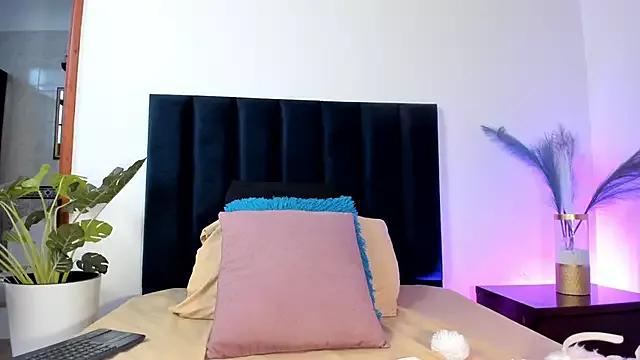 AkashaMoon_ from StripChat