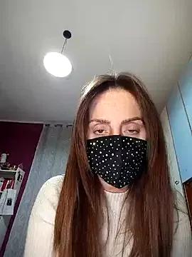 Discover our girls online shows and discover the company of countless livestreamers, with stunning shapes, sex toys and more.