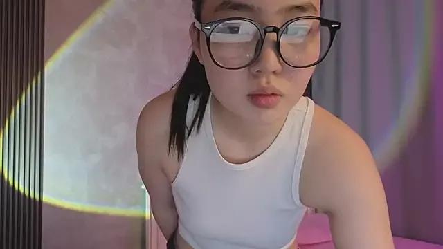 Akino_hen webcams show profile image 