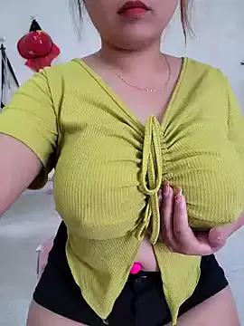 Akira_sera from StripChat is Freechat
