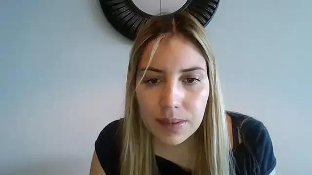 alaanna_new from StripChat