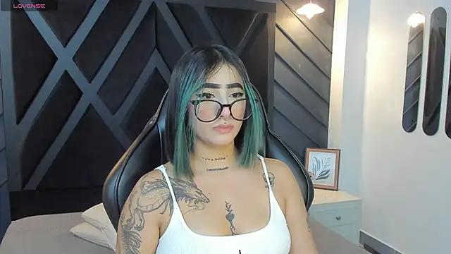 Alahia_Dangelo from StripChat