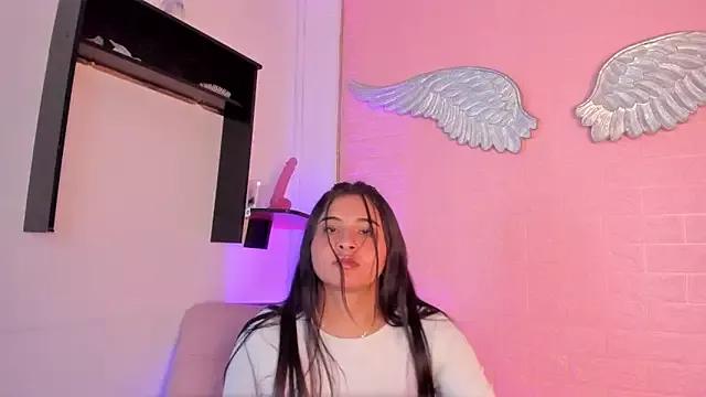 Alahyaa from StripChat