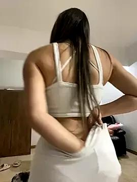 AlaiaLeet from StripChat