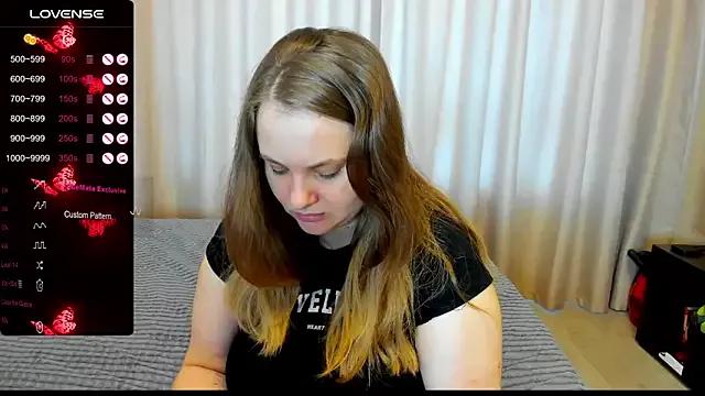 AlanaBrox from StripChat
