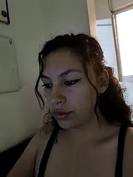 AlanaDesire from StripChat