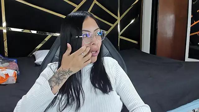 AlanaPetterson from StripChat