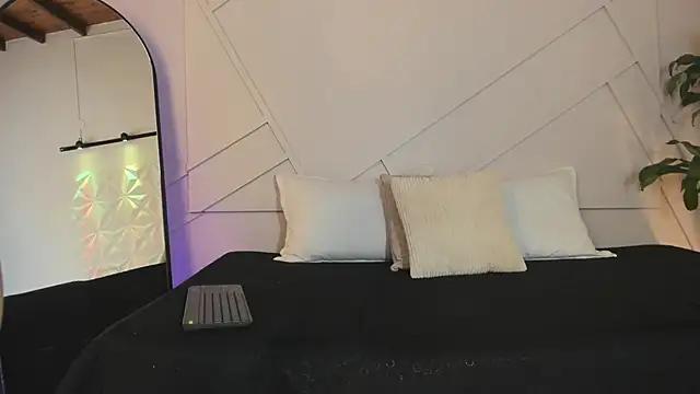 alanarouge from StripChat