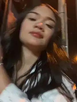Alanasole from StripChat is Freechat