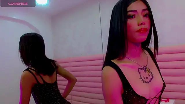alanna_doll16 from StripChat