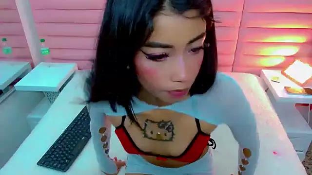alanna_doll16 from StripChat