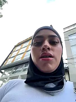 AlannaEvons from StripChat is Freechat