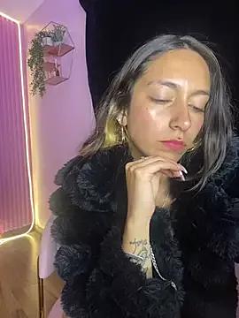 Alaska_euphoria from StripChat
