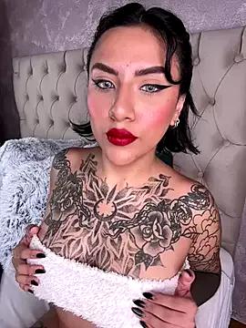 AlaskaLoverr from StripChat is Freechat