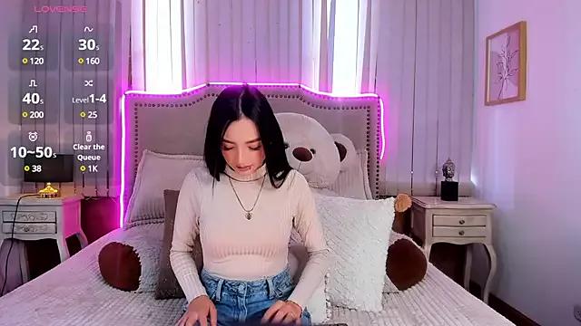 alaya_jhons from StripChat