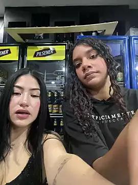 AleAndHelen from StripChat is Freechat