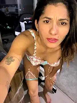 AlejandritaMilano from StripChat is Freechat